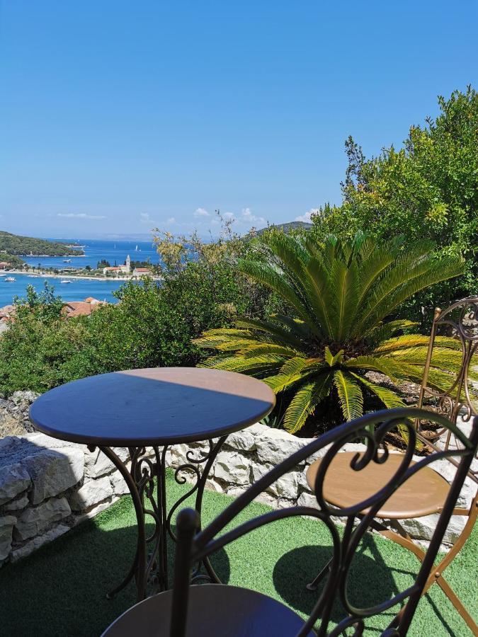 Luxury Apartment Prestige Villa Bellevue Vis Eksteriør billede