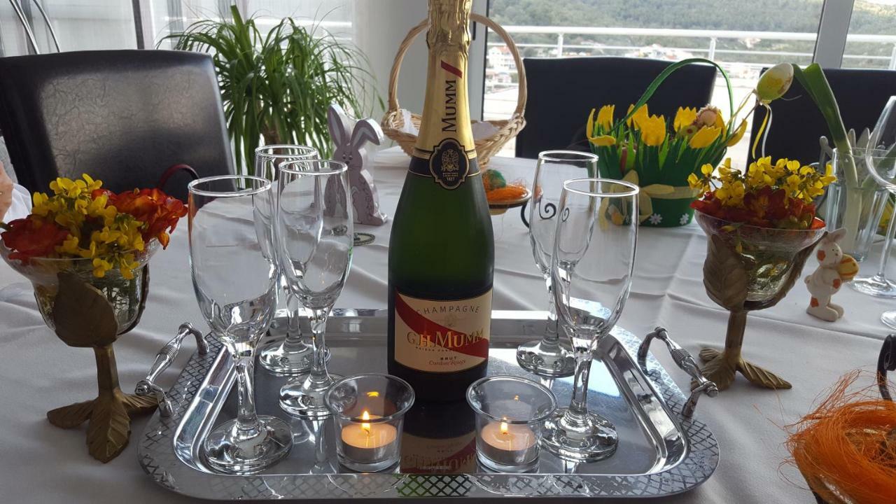 Luxury Apartment Prestige Villa Bellevue Vis Eksteriør billede